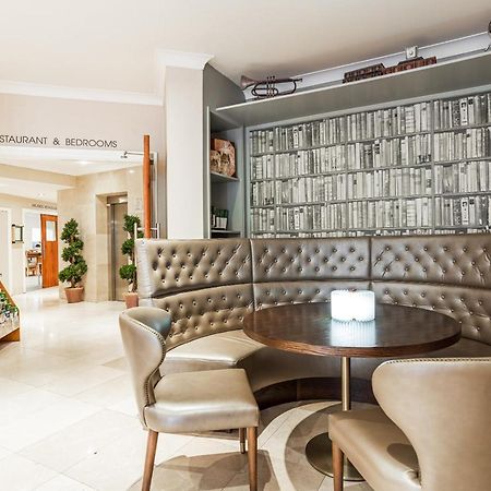 Wilton Hotel เบรย์ ภายนอก รูปภาพ